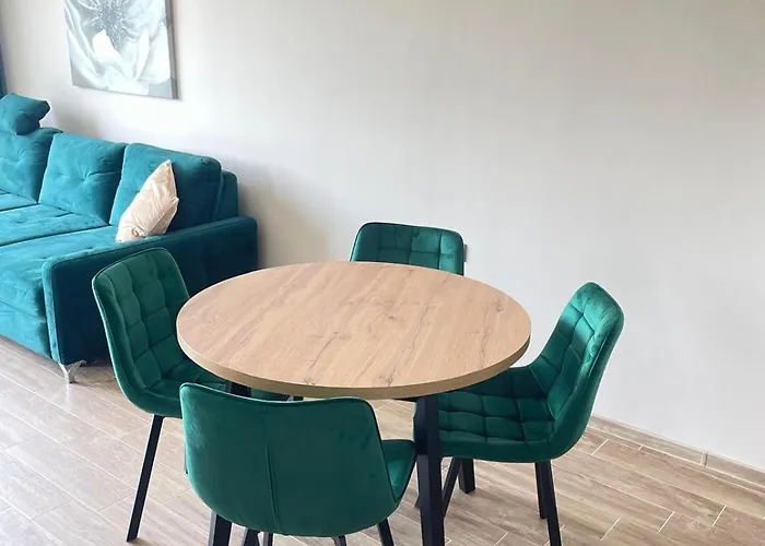 Modern 1br Free Parking With Hill View アパート *