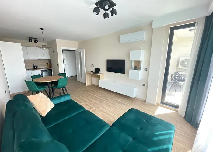 Modern 1br Free Parking With Hill View アパート プロヴディフ