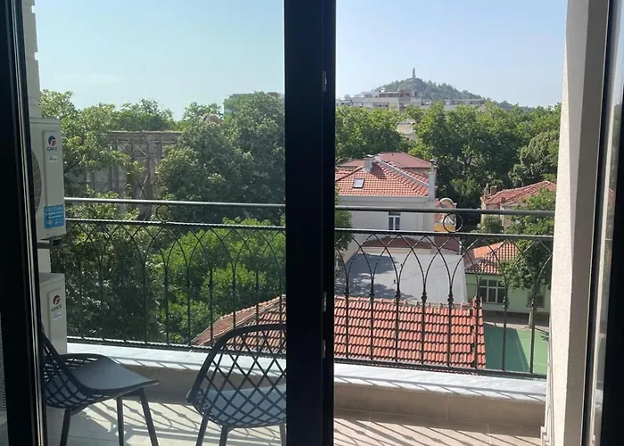 Modern 1br Free Parking With Hill View アパート *