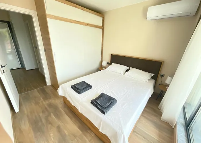 アパート Modern 1br Free Parking With Hill View プロヴディフ